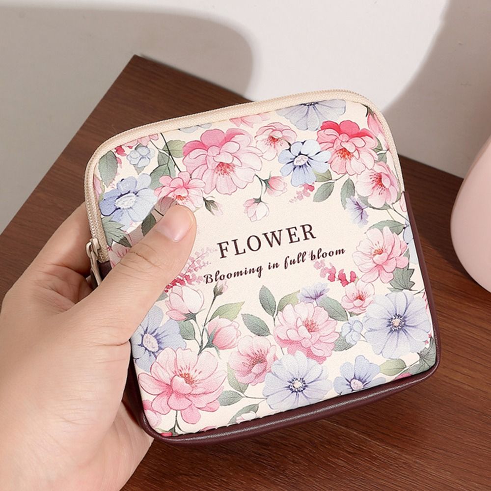 New PVC Sanitary Pads Bag Larg - Cosmetic Bags recension och pris