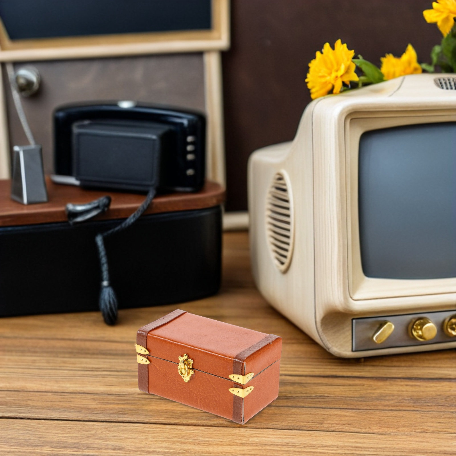 Miniature Vintage Travel Trunk - Retro Vintage Trunk Suitcase recension och pris