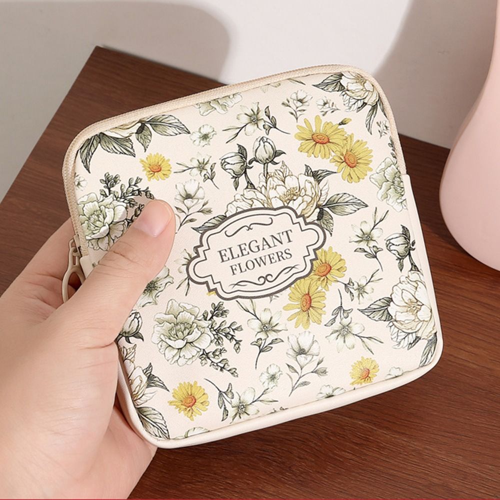 New PVC Sanitary Pads Bag Larg - Cosmetic Bags recension och pris